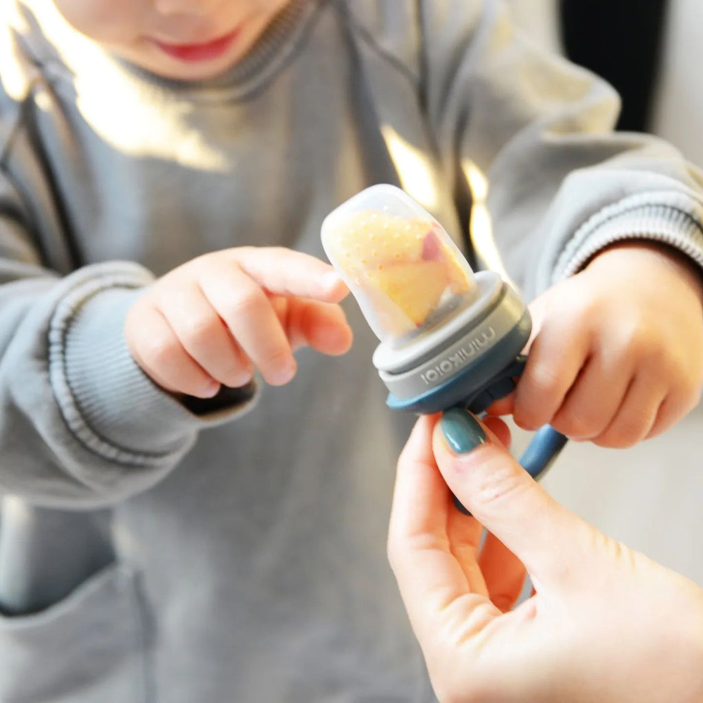 Der Fruchtsauger: Eine gesunde Ernährungsoption für Babys oder mehr Risiko als Nutzen?