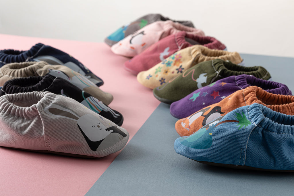 Kitaschuhe & Hausschuhe