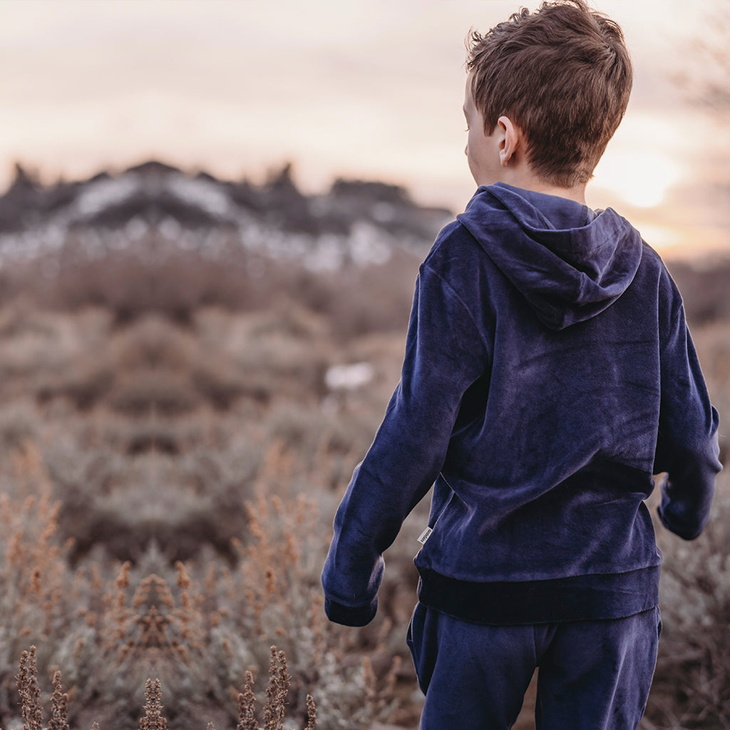Deep Navy Sweatshirt und Jogginghose Set- Antebies 100 % Bio-Baumwolle - WikoBaby